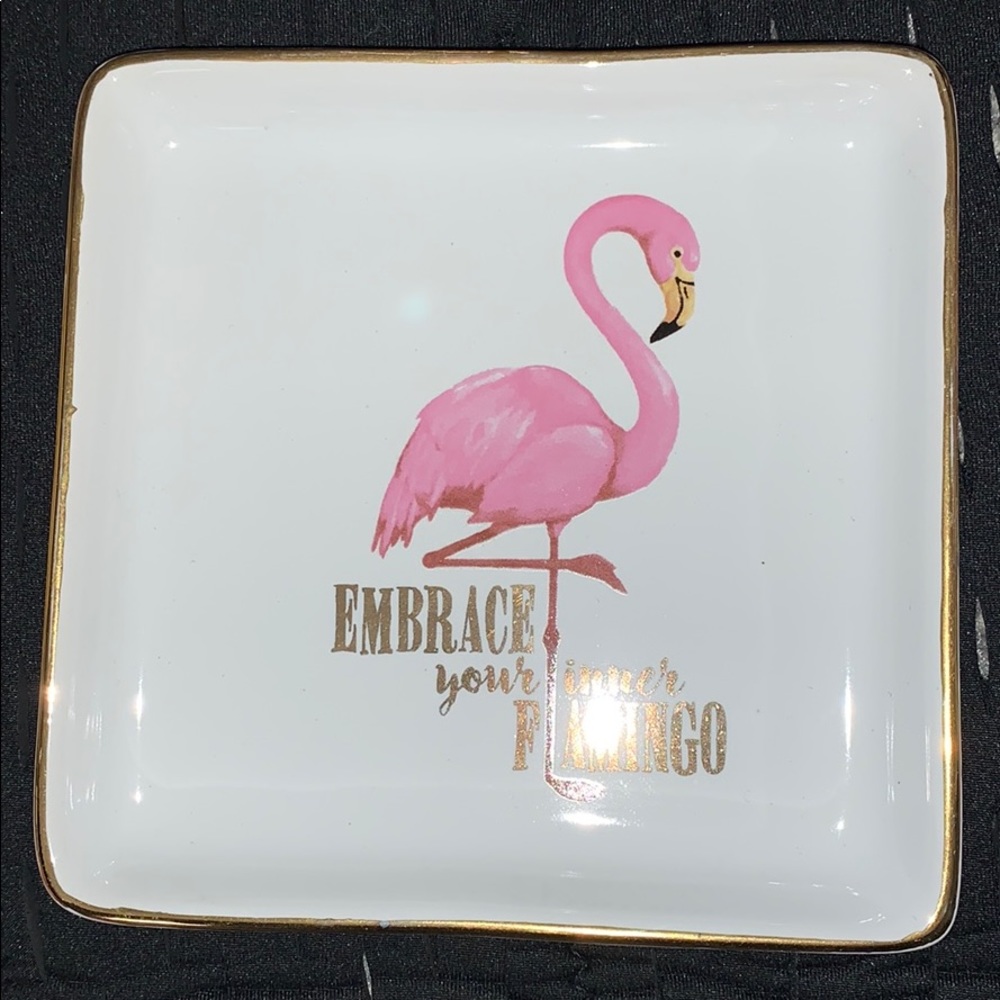 Jewelry holder with cute design of flamingo